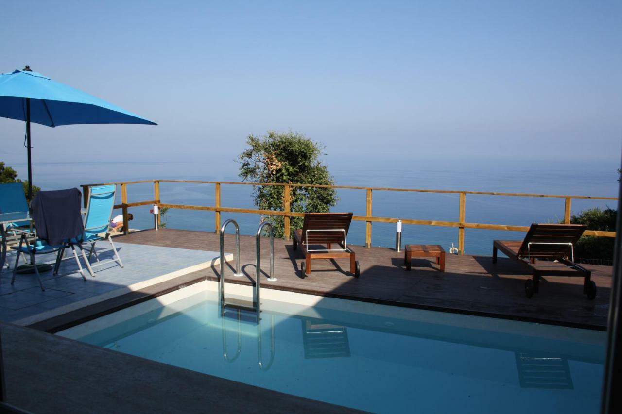 Villa Alice Santo Stefano di Camastra Exterior foto